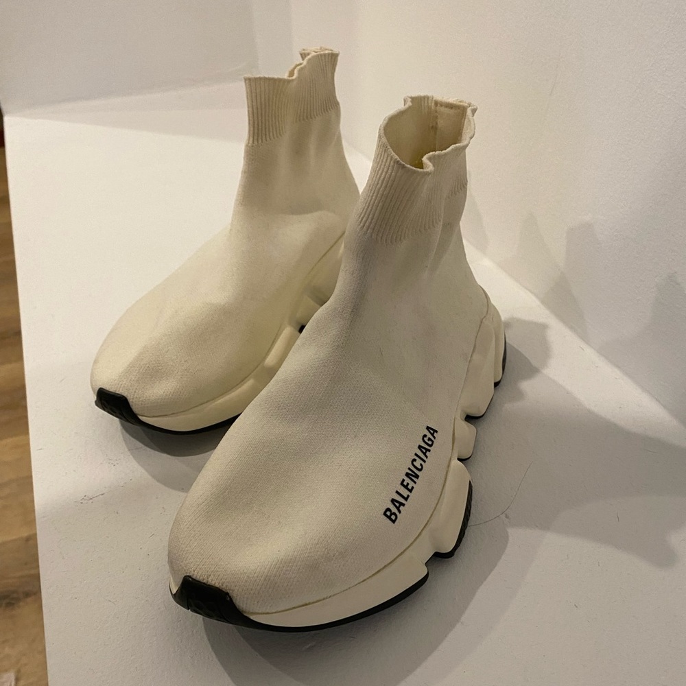 Balenciaga Speed Trainers ⚡️24HR FLASH SALE⚡️